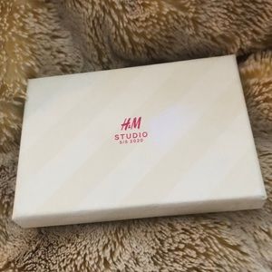 Studio earrings SS2020